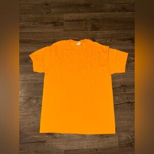 Jerzees Mustard Yellow Short Sleeve T-Shirt Unisex Size Large NWOT